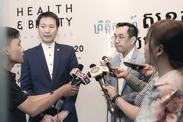https://www.cambodiahealthbeauty.com/uploads/gallery/Official Launch 07