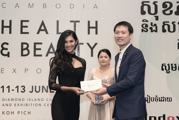 https://www.cambodiahealthbeauty.com/uploads/gallery/Official Launch 25